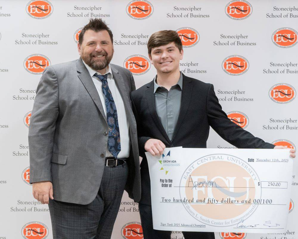 2025 Advanced Collegiate Champion Andon Russell.