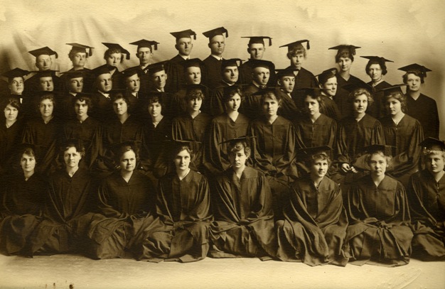 Class of 1915 which included Ernest McFarland and Robert S. Kerr
