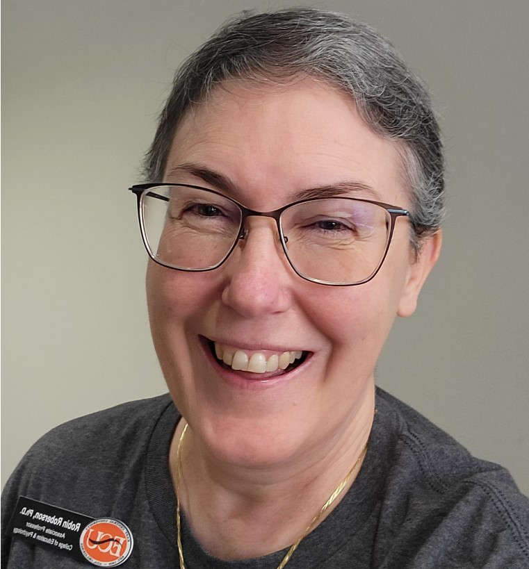 Paulette Pitt Robin R. Roberson
