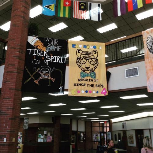 Homecoming Chalk Art and Banners