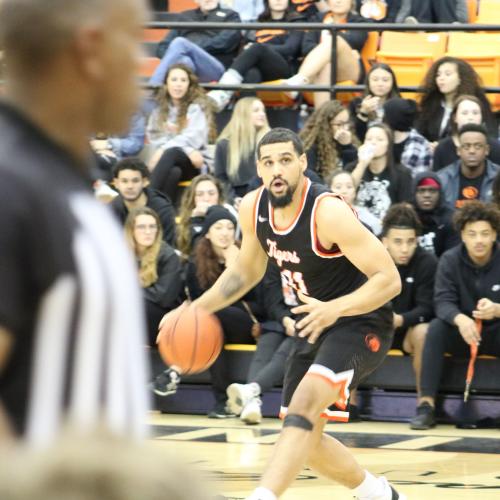 Men's Basketball vs. Southeastern