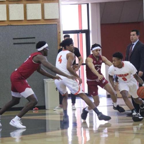 Men's Basketball vs. Henderson State (Senior Day)