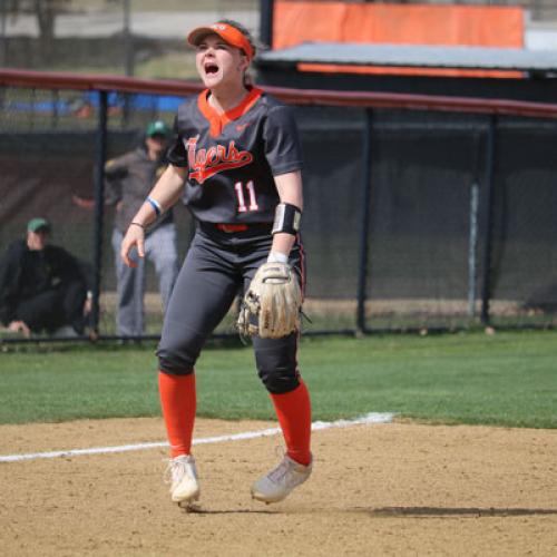 Softball vs. Arkansas Tech