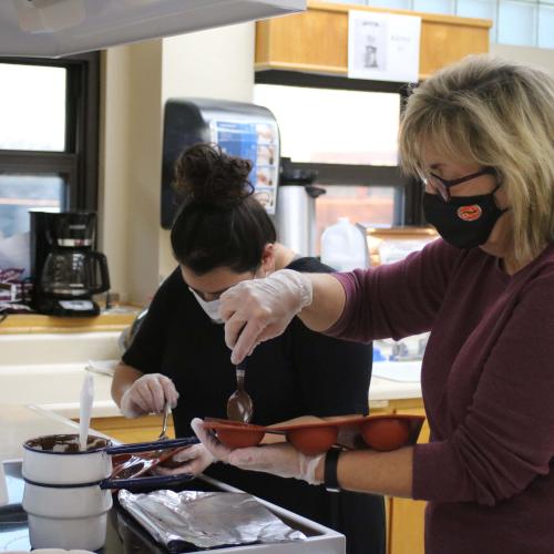 First-Gen Students Hot Chocolate Bombs Make and Take