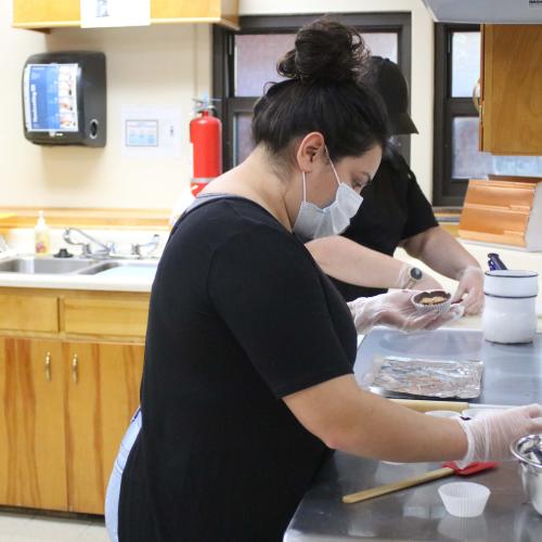 First-Gen Students Hot Chocolate Bombs Make and Take