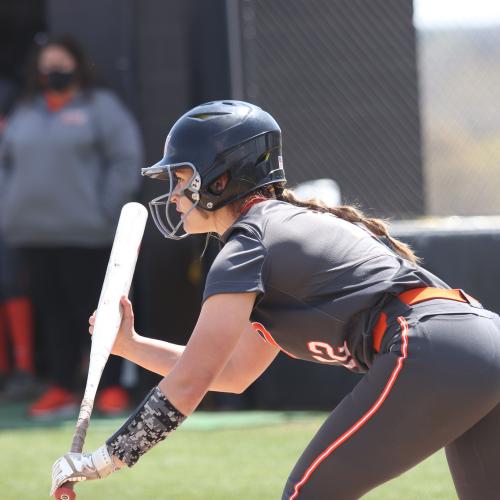 Softball vs. SWOSU