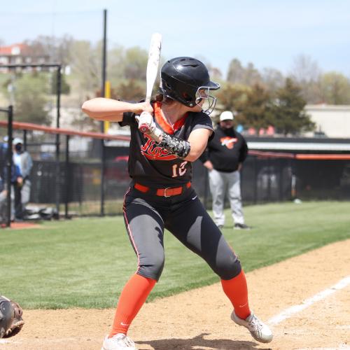 Softball vs. SWOSU