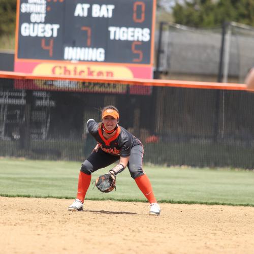 Softball vs. SWOSU