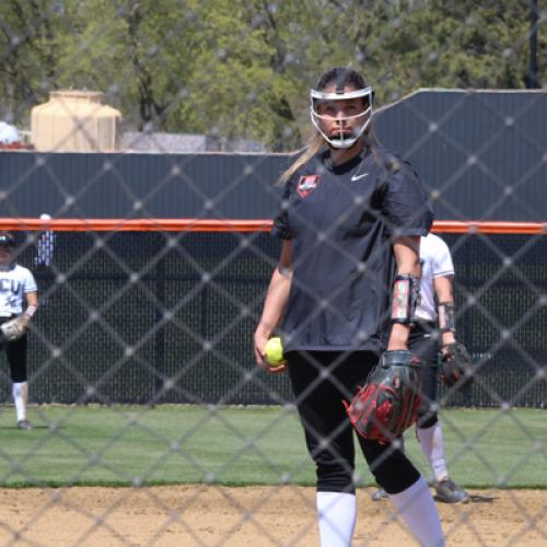 Softball vs. SWOSU