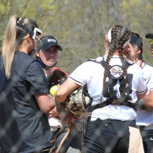 Softball vs. SWOSU