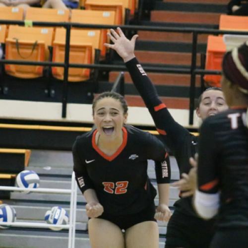 Volleyball vs. Central Oklahoma