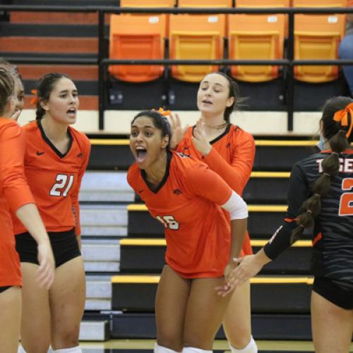 Volleyball vs SWOSU (9.23.21)