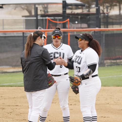 Softball vs Southeastern