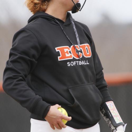 Softball vs Southeastern