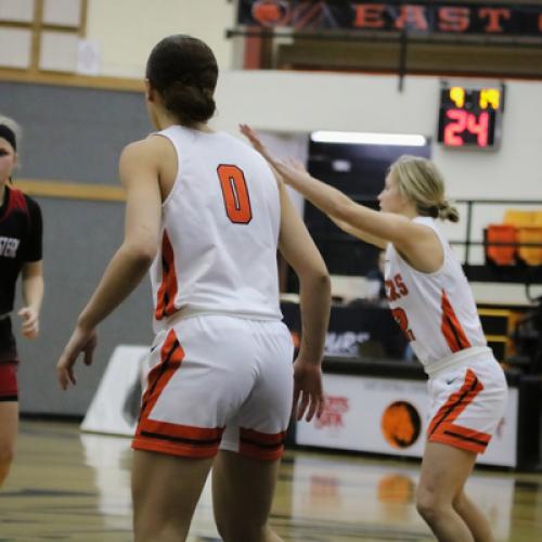 WOMEN'S BASKETBALL VS NORTHWESTERN