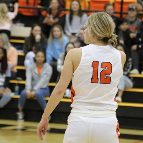 WOMEN'S BASKETBALL VS NORTHWESTERN