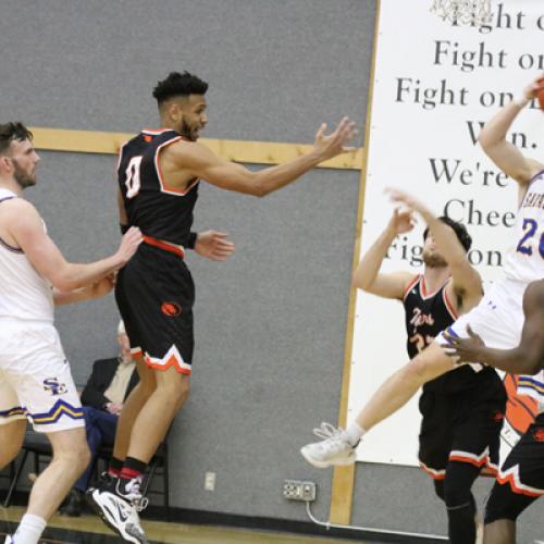 Men's Basketball vs Southeastern (Chickasaw Appreciation Night)