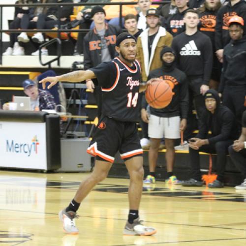 Men's Basketball vs Southeastern (Chickasaw Appreciation Night)