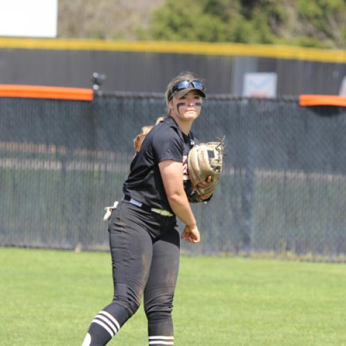 Softball vs Henderson