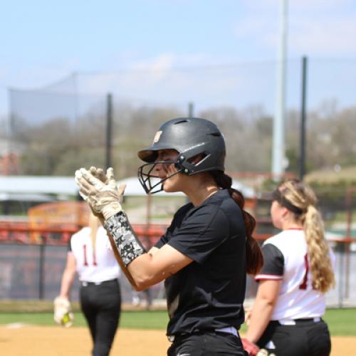 Softball vs Henderson