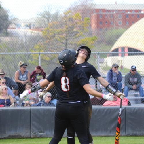 Softball vs Henderson