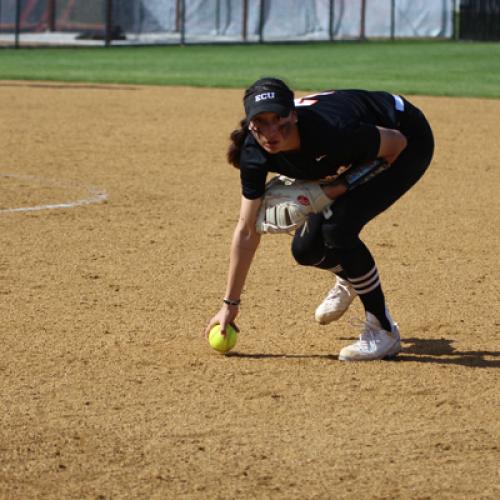 Softball vs Henderson