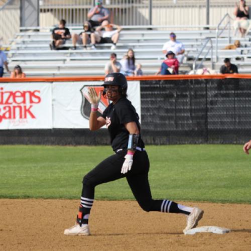 Softball vs Henderson