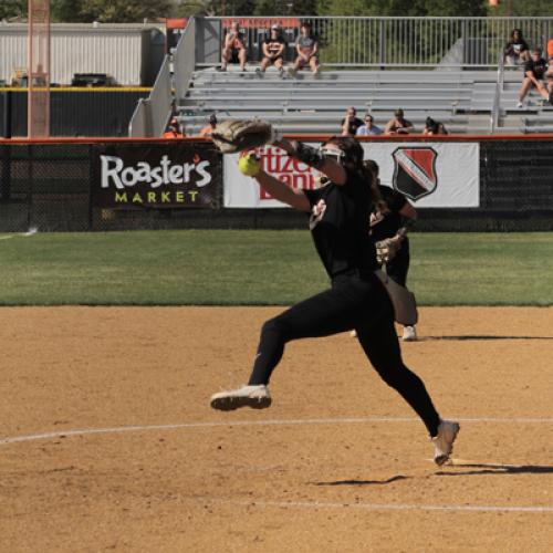 Softball VS Southeastern