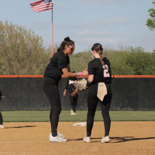 Softball VS Southeastern