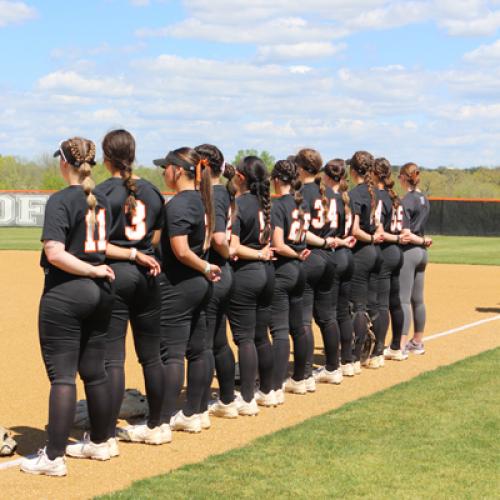 Softball VS Southeastern