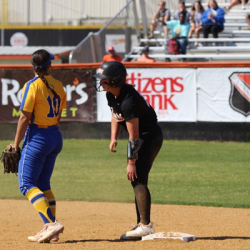 Softball VS Southeastern