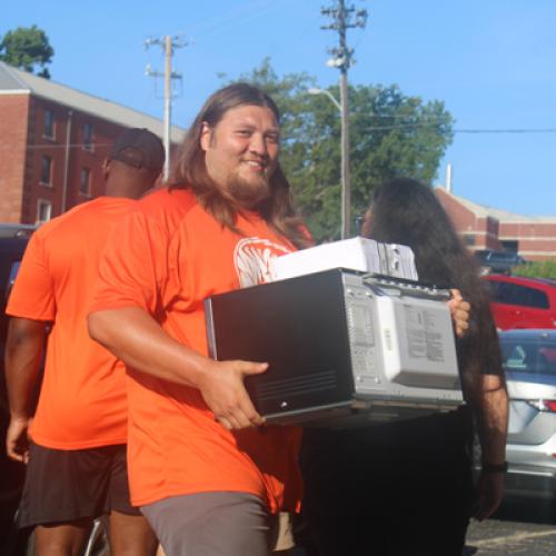 Freshmen Move-in 