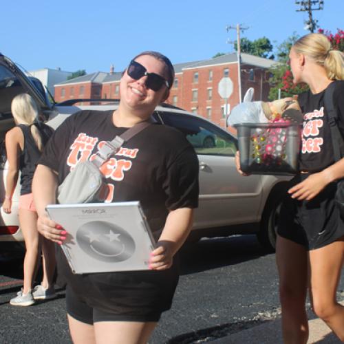 Freshmen Move-in 