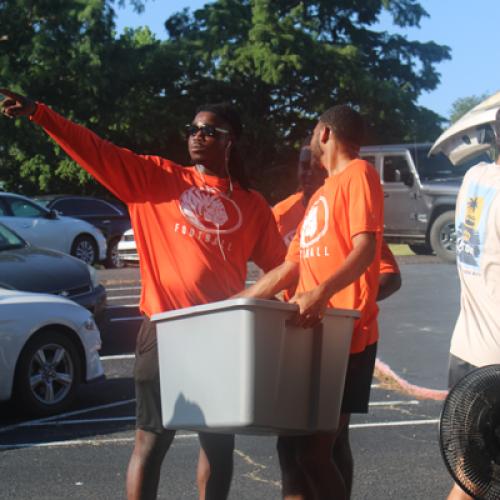 Freshmen Move-in 