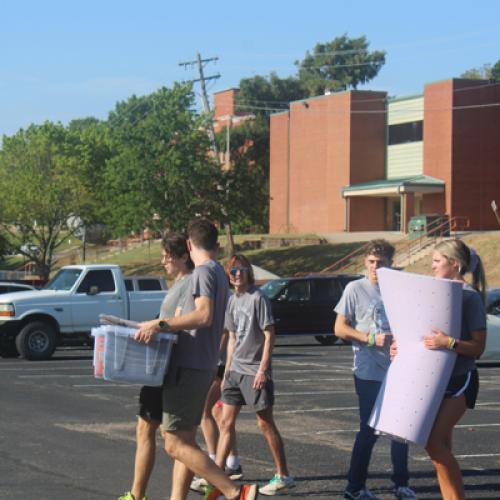 Freshmen Move-in 