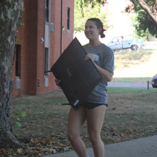 Freshmen Move-in 