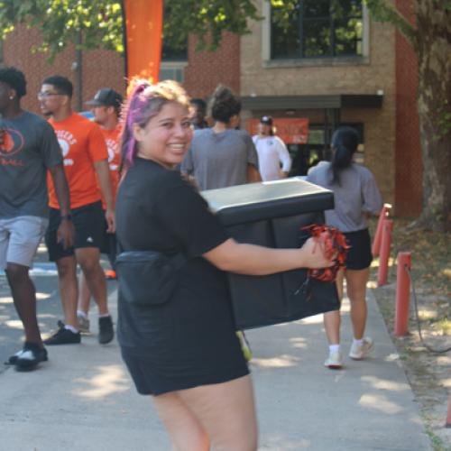 Freshmen Move-in 