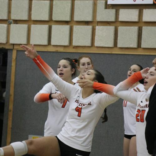 Volleyball VS. SNU