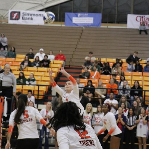 Volleyball VS. SNU