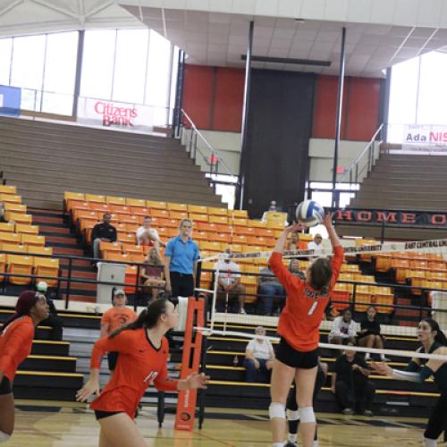 Volleyball vs USAO 