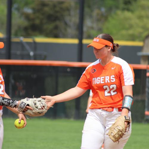 Softball vs. NWOSU