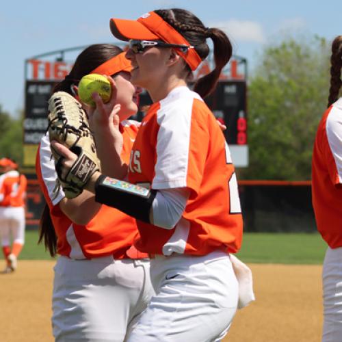 Softball vs. NWOSU