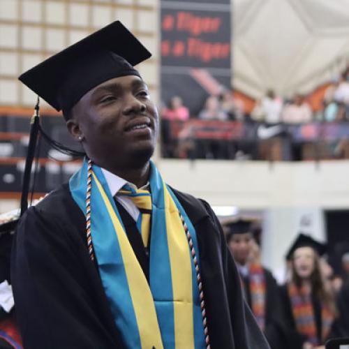 2024 Spring Commencement 10 a.m.