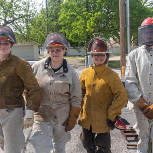 Sculpture Class Aluminum Pour