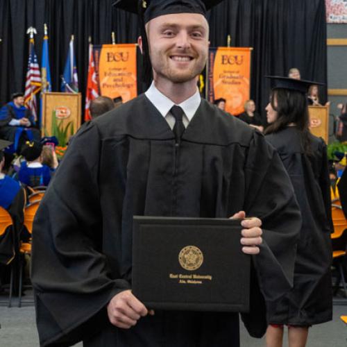 2024 Spring Commencement 10 a.m.