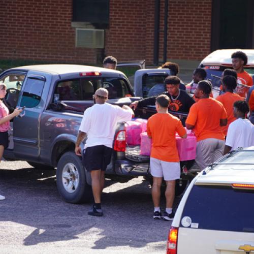 Freshmen Move-in