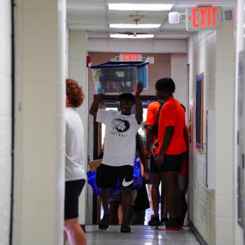 Freshmen Move-in