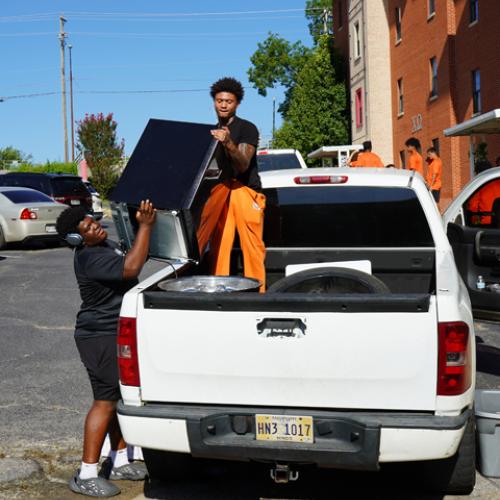 Freshmen Move-in