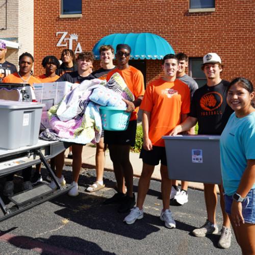 Freshmen Move-in