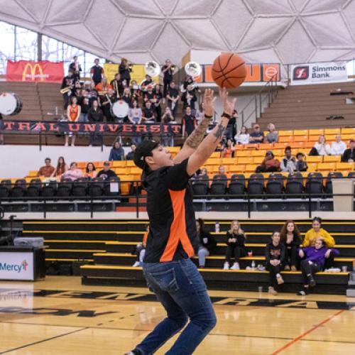 Men's Basketball VS UAM